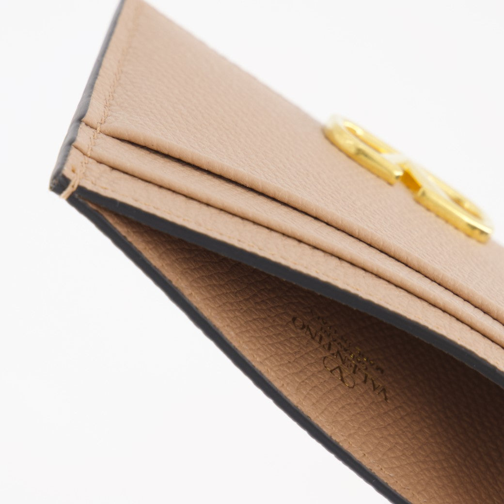 スモールレザーグッズ Vロゴカードホルダー Valentino Garavani ベージュ 女性