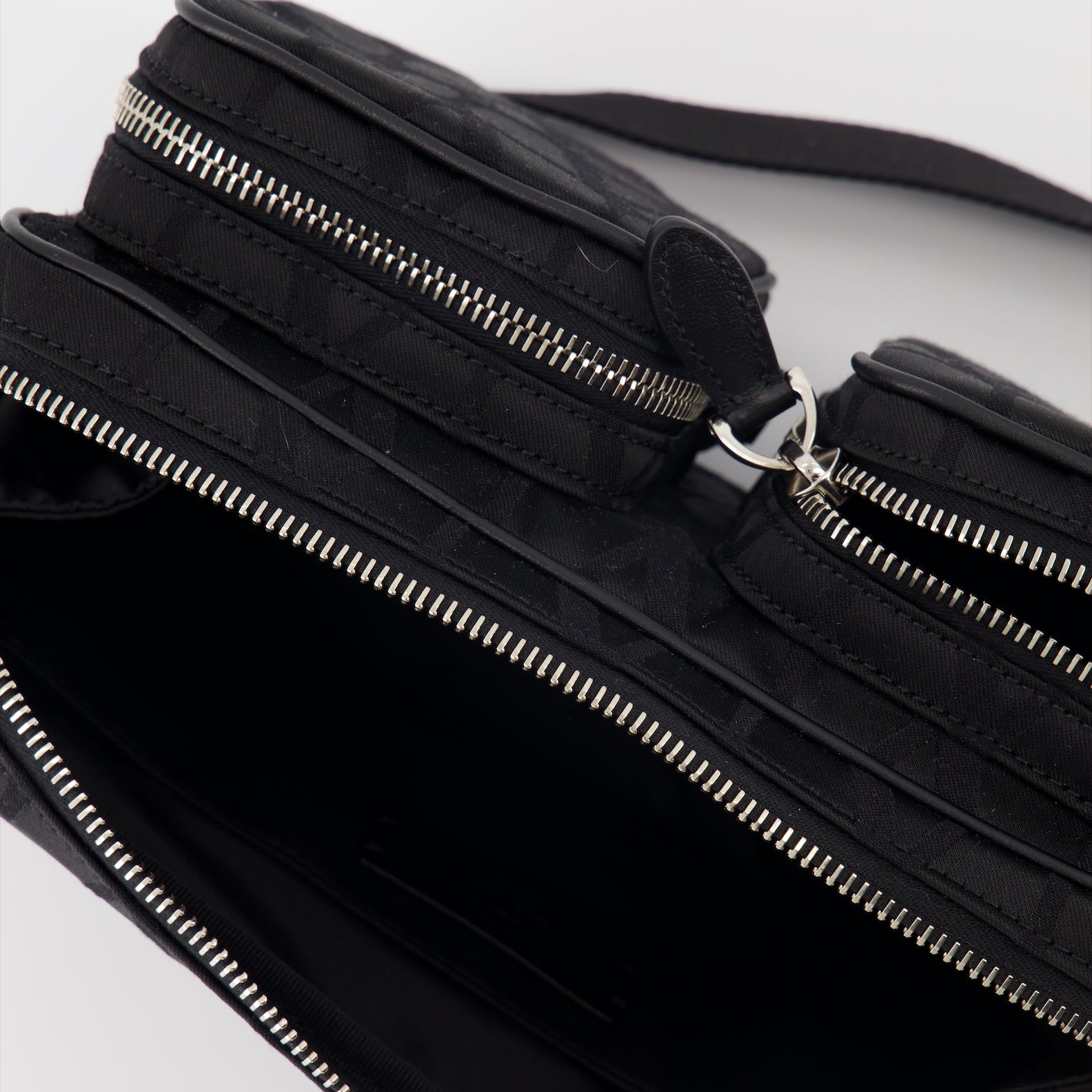 Bolsos bandolera Sac bandoulière VLogo Valentino Garavani Negro Homme
