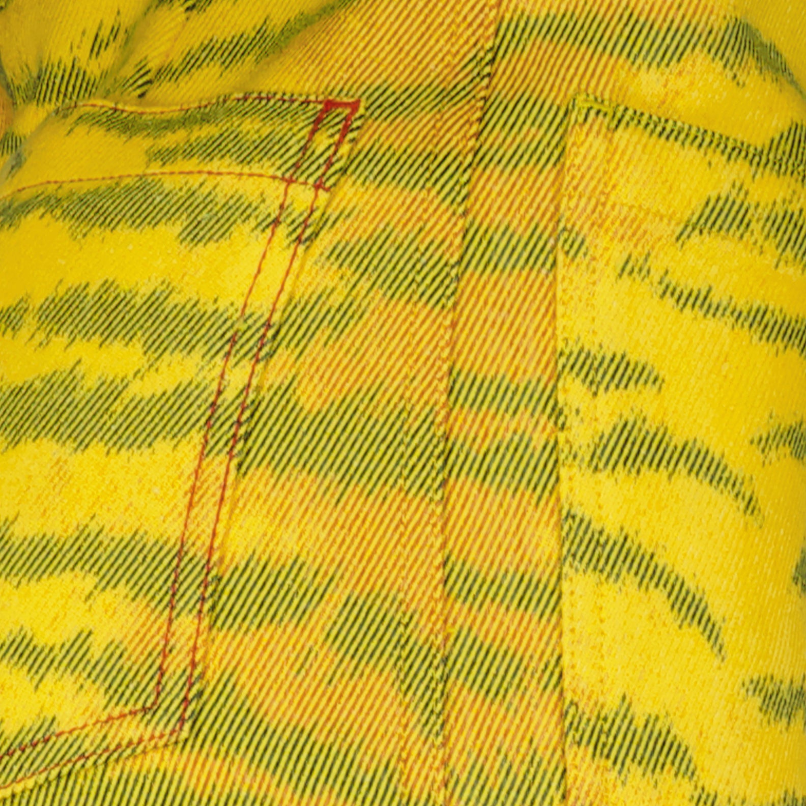 Pantalones Pantalon Alina imprimé tigre jaune Victoria Beckham Amarillo Femme