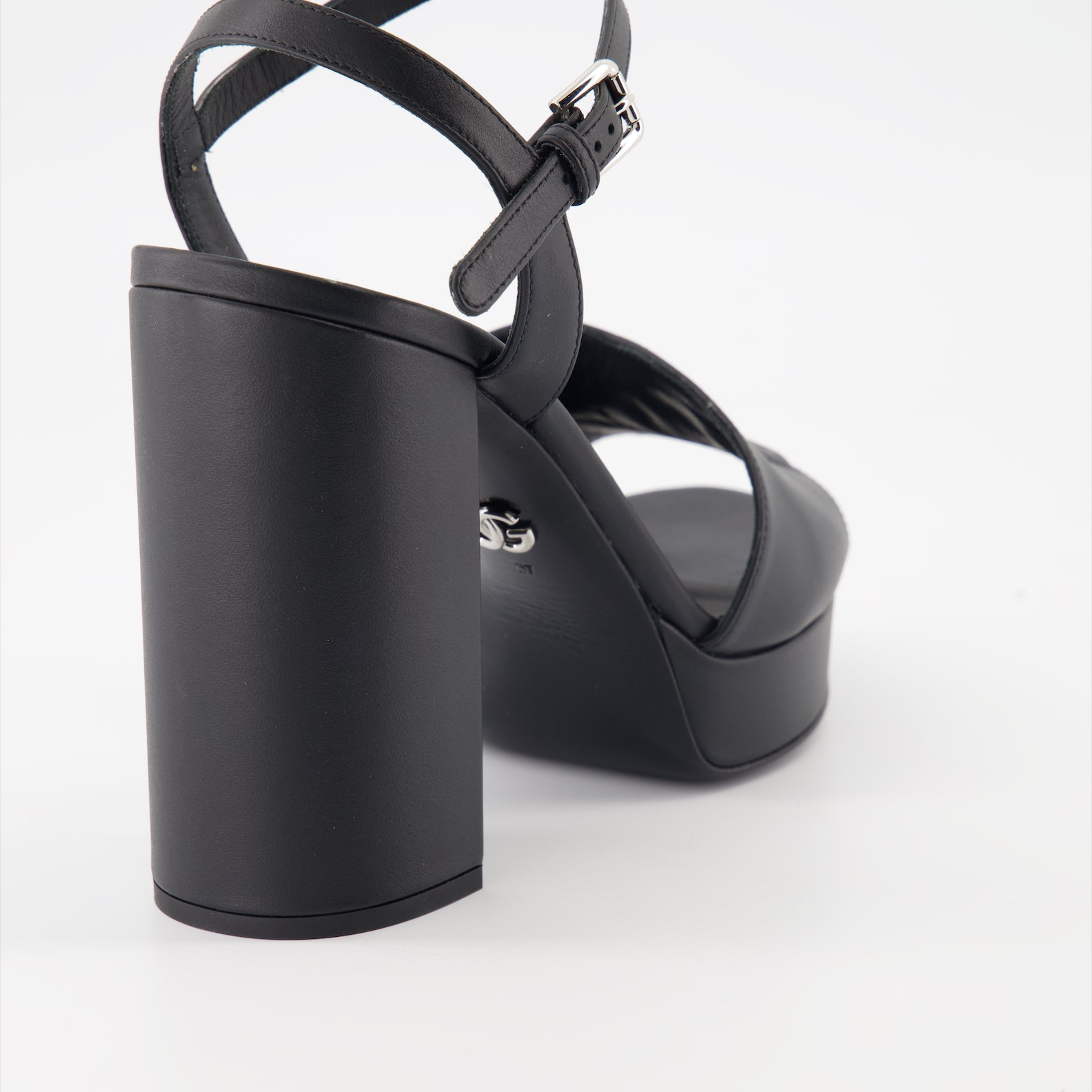 Chaussures ouvertes Sandales DG à plateforme Dolce & Gabbana Noir Femme