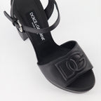 Chaussures ouvertes Sandales DG à plateforme Dolce & Gabbana Noir Femme