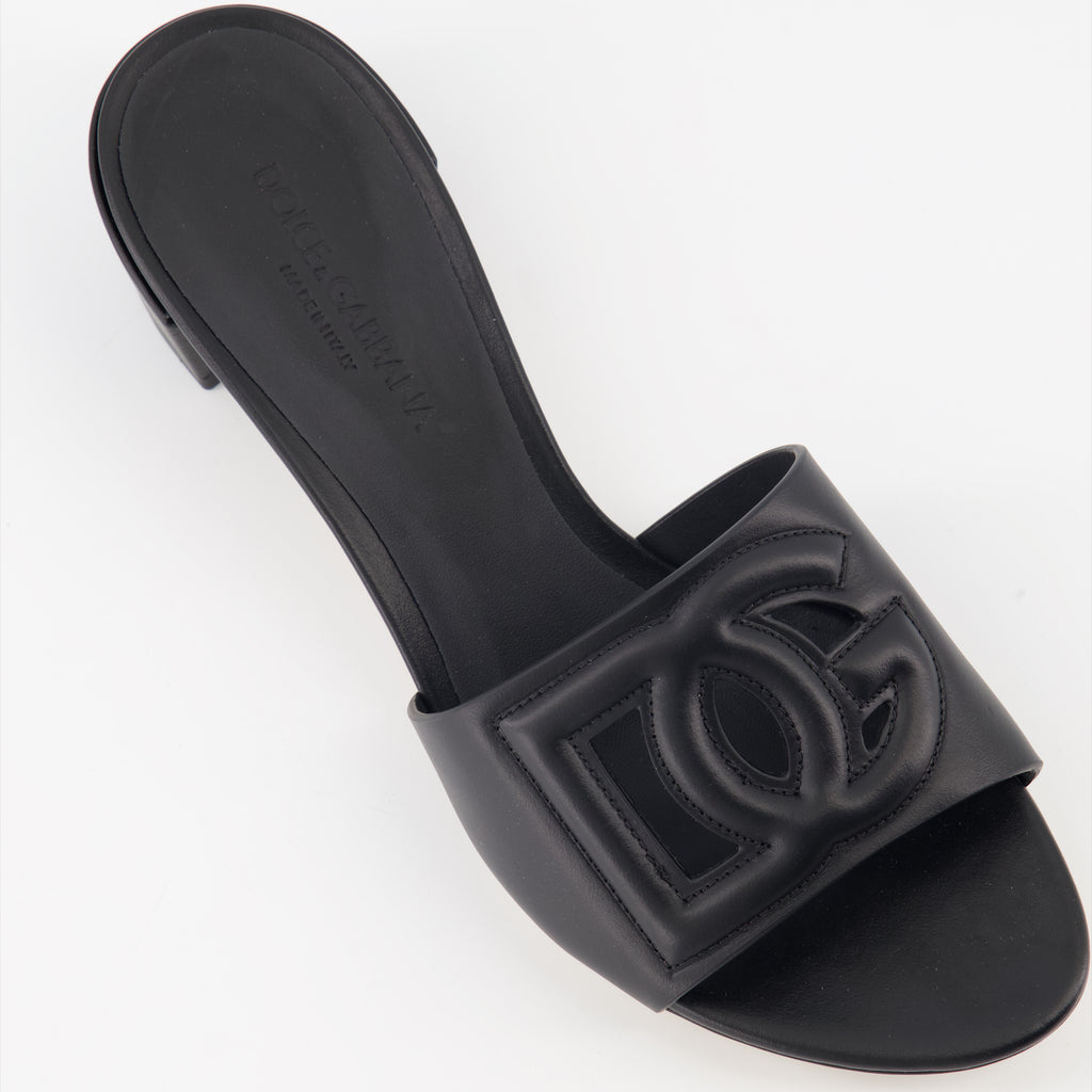 Chaussures ouvertes Mules DG en cuir lisse Dolce & Gabbana Noir Femme