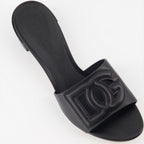 Chaussures ouvertes Mules DG en cuir lisse Dolce & Gabbana Noir Femme
