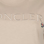 T-shirts T-shirt à logos Moncler Beige Femme