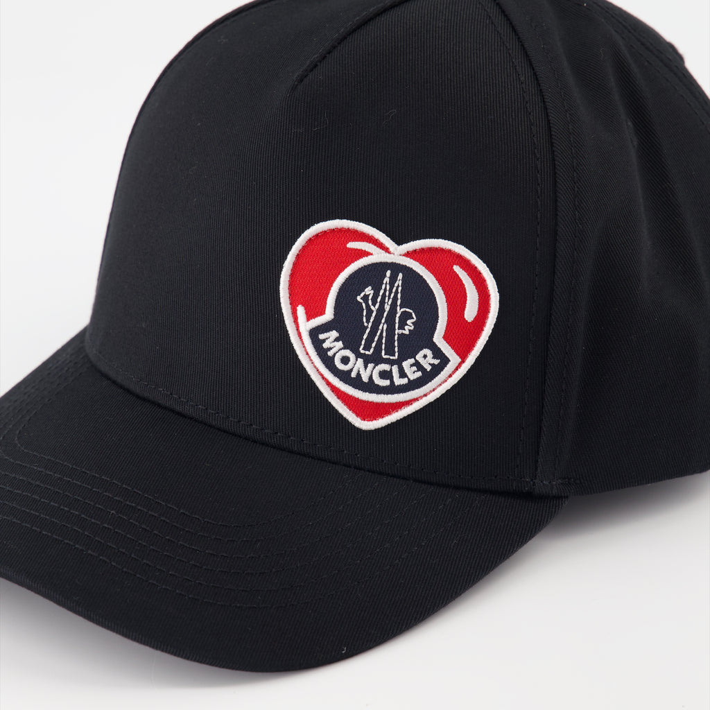 Hats, caps and beanies Heart logo cap Moncler Black Man
