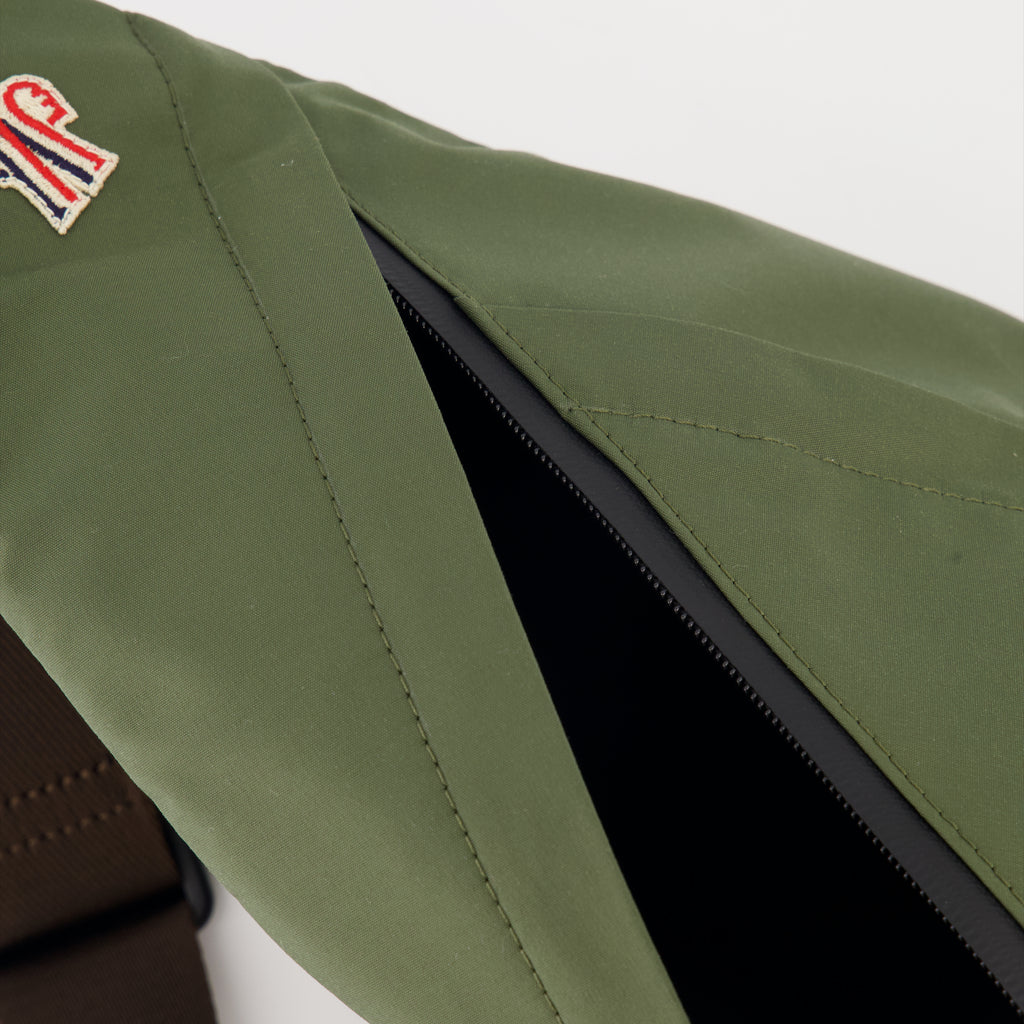 Sacs bandoulière Sac bandoulière Grenoble Moncler Grenoble Vert Homme