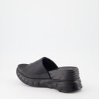 Chaussures ouvertes Mules à plateforme Givenchy Noir Femme