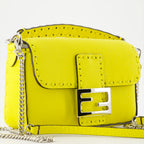Sacs à main et épaule Sac Baguette Fendi Jaune Femme