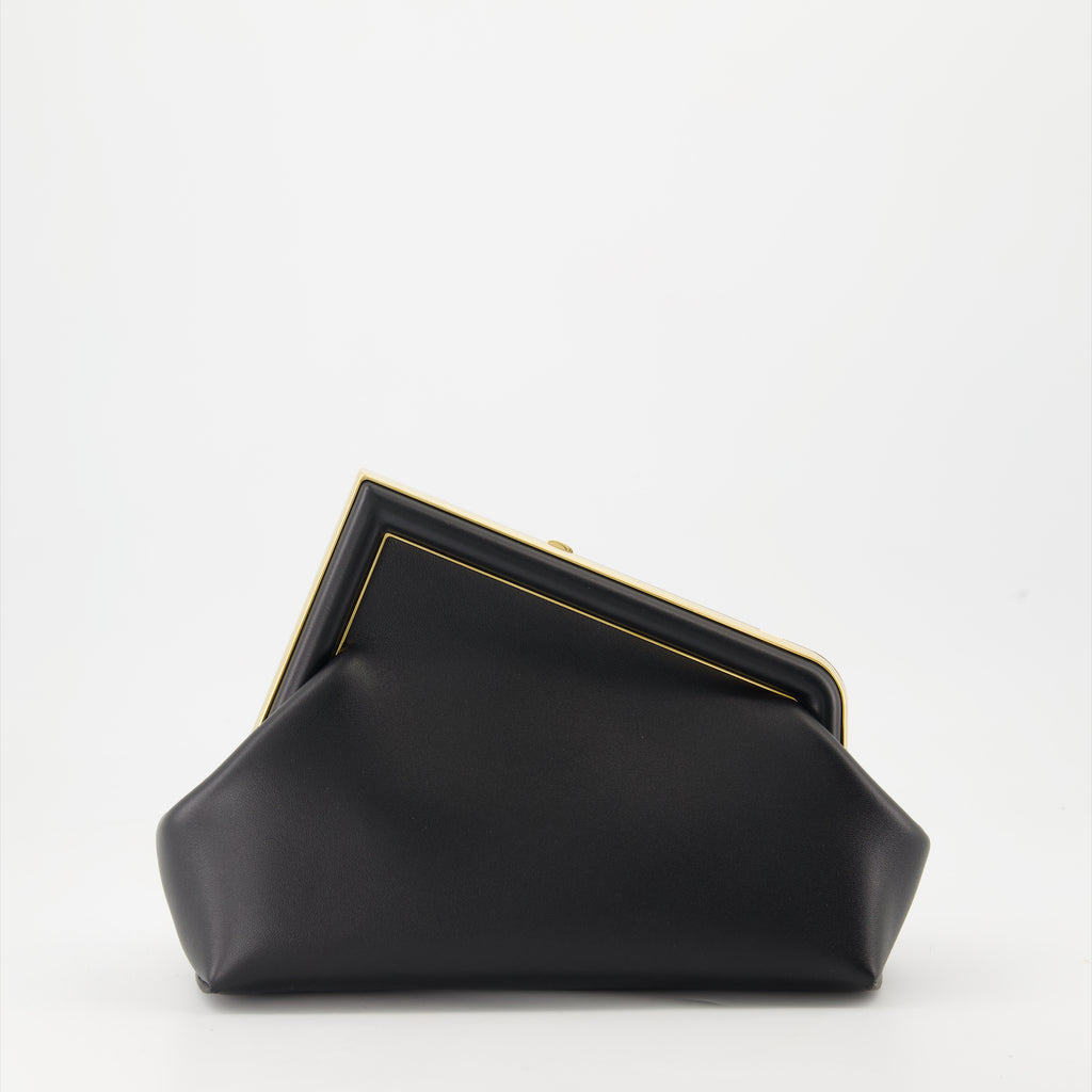 クロスボディバッグ フェンディのファーストバッグ Fendi 黒 女性