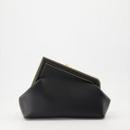 クロスボディバッグ フェンディのファーストバッグ Fendi 黒 女性