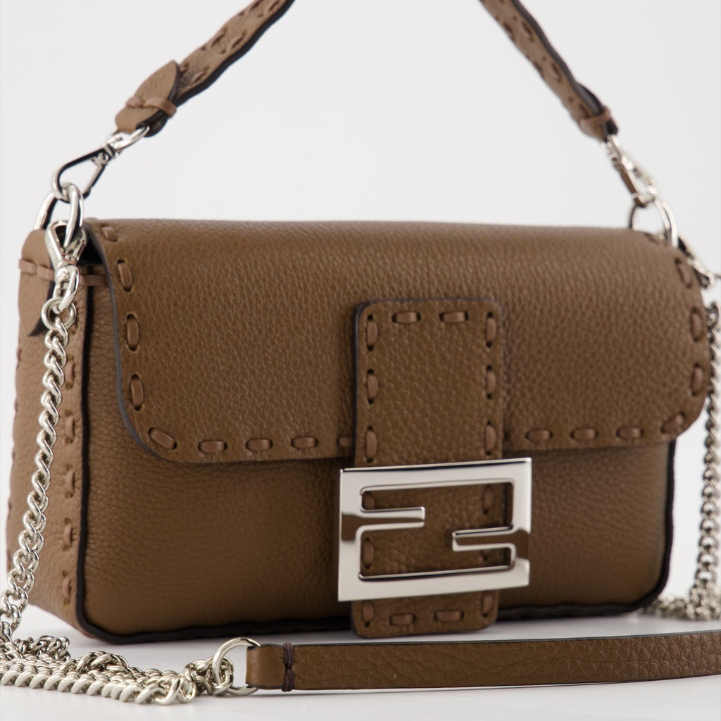 Sacs à main et épaule Sac Baguette Fendi Marron Femme