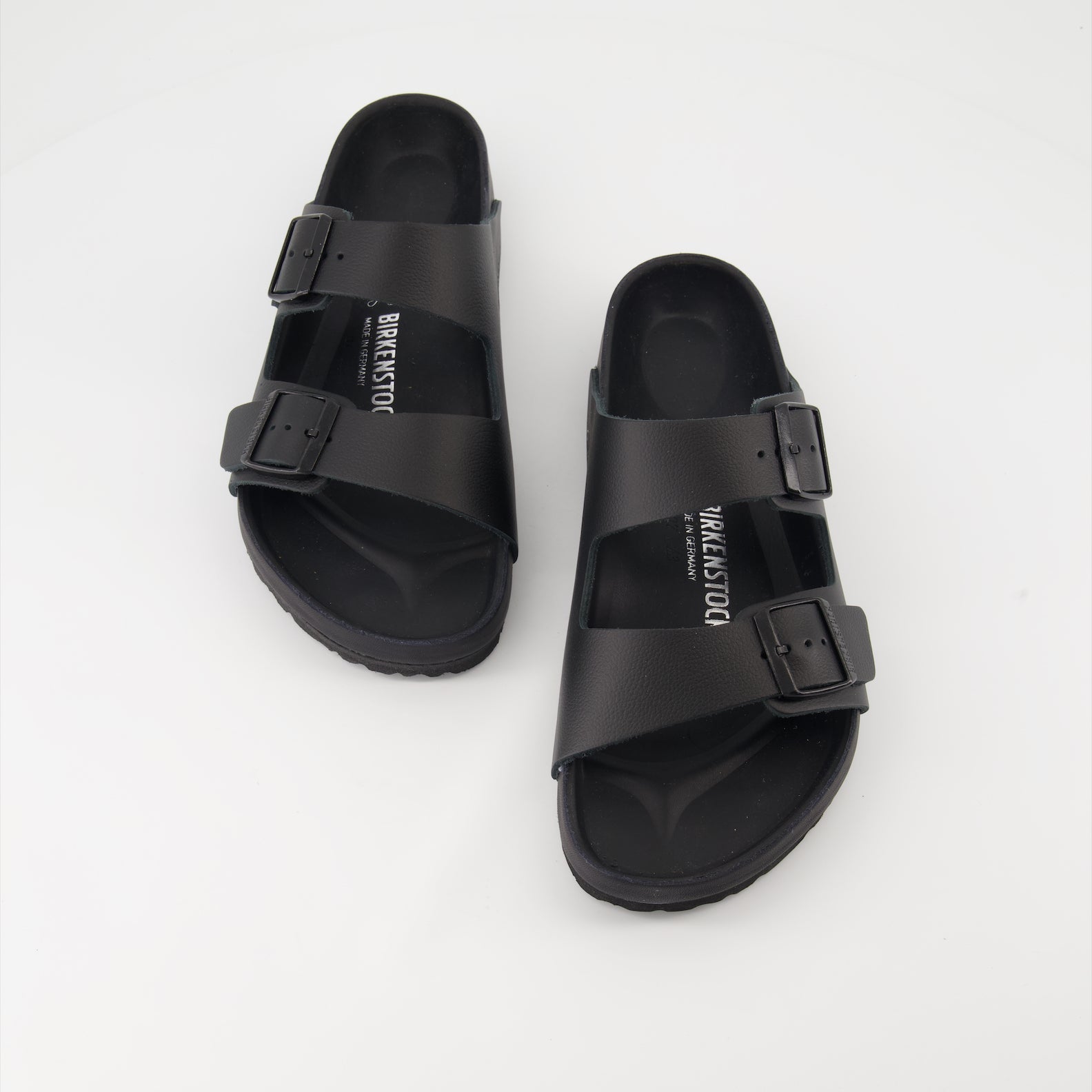 Zapatos abiertos Claquettes Arizona Birkenstock Negro Homme