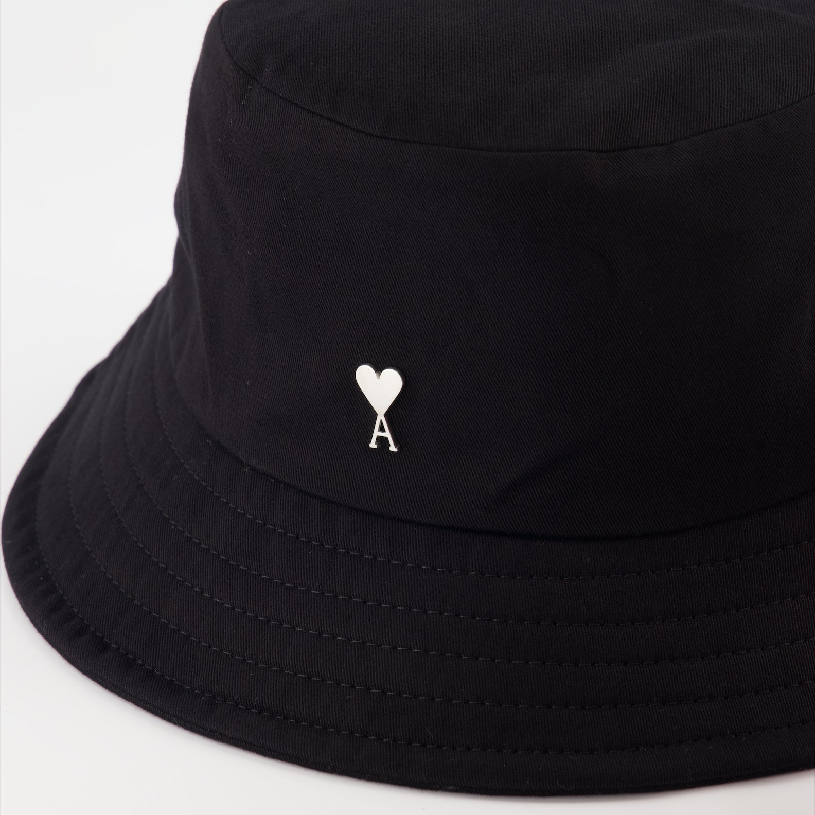 ハット・キャップ・ビーニー ボブ・フレンド・オブ・ハート Ami PARIS 黒 ユニセックス