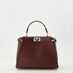 Immagine dell'articolo Mini Peekaboo bordeaux del marchio Fendi per Donna - Collezione Primavera-Estate 2026 - Vista Fronte