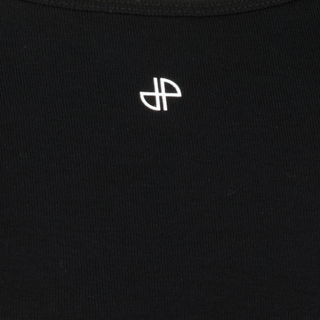 Immagine del top nero a costine di Patou per donna - Collezione Primavera-Estate 2026 - Vista dettagliata_2