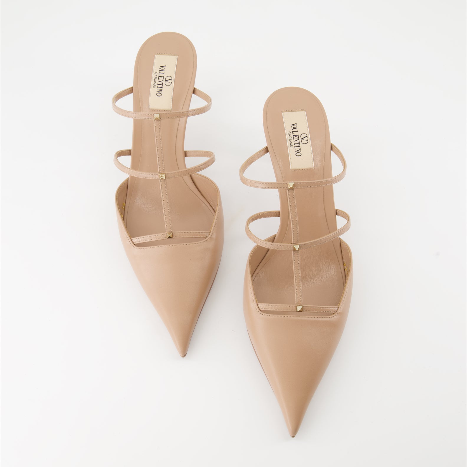 Zapatos abiertos Mules Rockstud Wispy en cuir Valentino Garavani Beige Femme