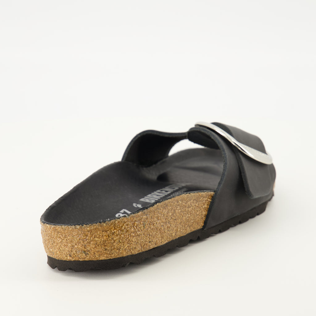Image de l'article Sandales Madrid Big Buckle de la marque Birkenstock pour Femme - Saison Automne-Hiver 2025 - Vue arrière