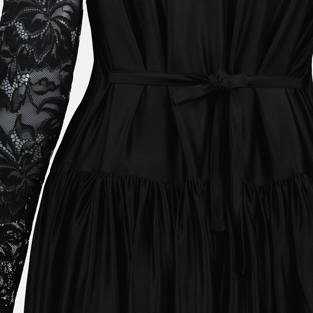 Image de l'article Robe courte en dentelle de la marque Rabanne pour Femme - Saison Automne-Hiver 2025 - Vue détaillée_2