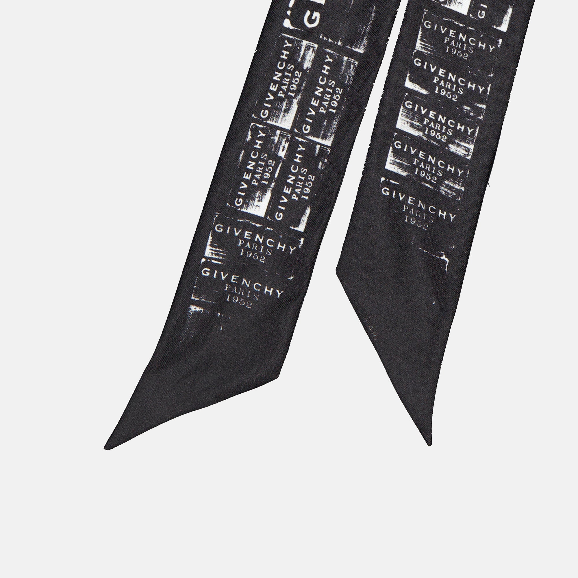 Écharpes, foulards et gants Bandeau Givenchy Stamp en soie Givenchy Noir Femme