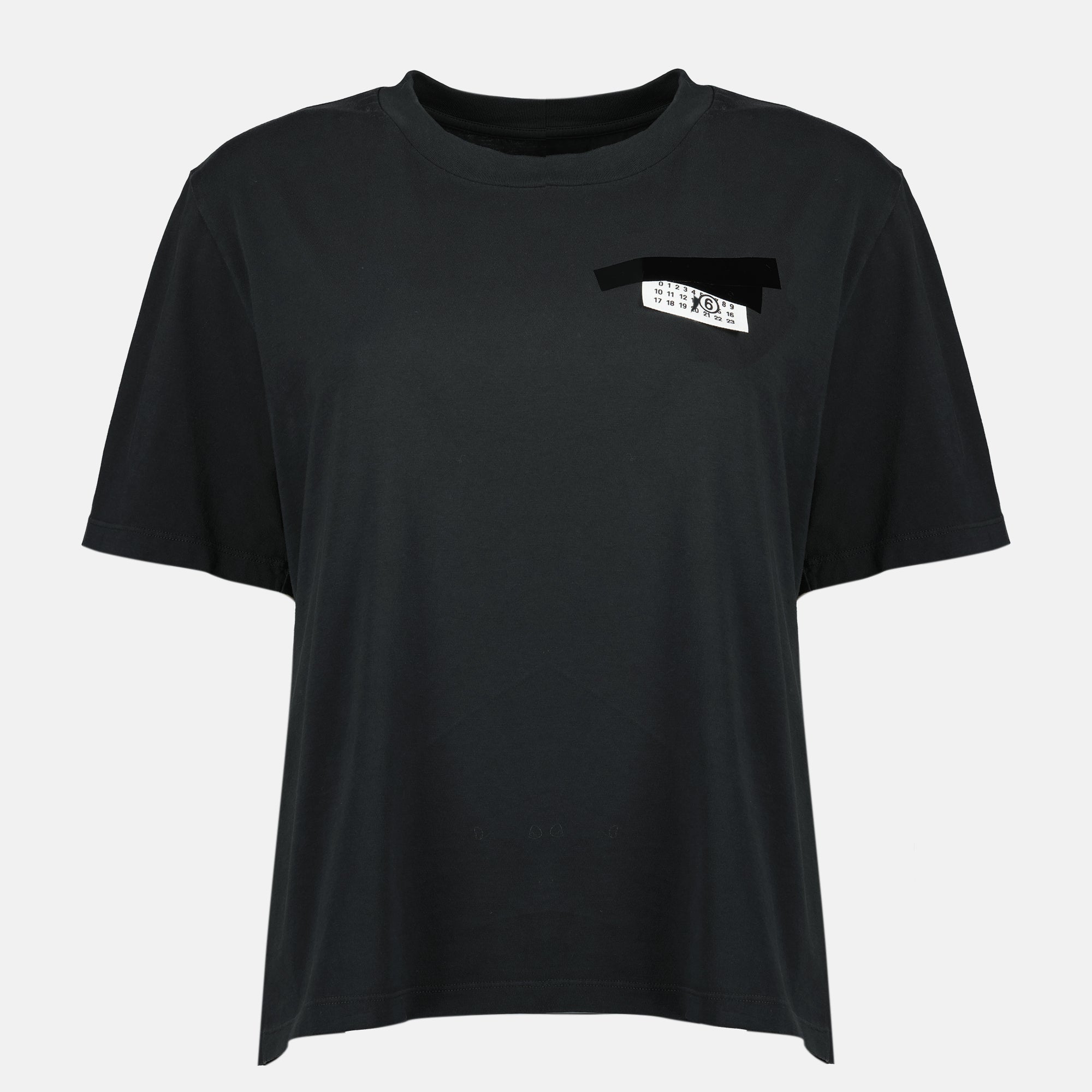 Image de l'article T-shirt noir de la marque Mm6 pour Femme - Saison Automne-Hiver 2025 - Vue de Face