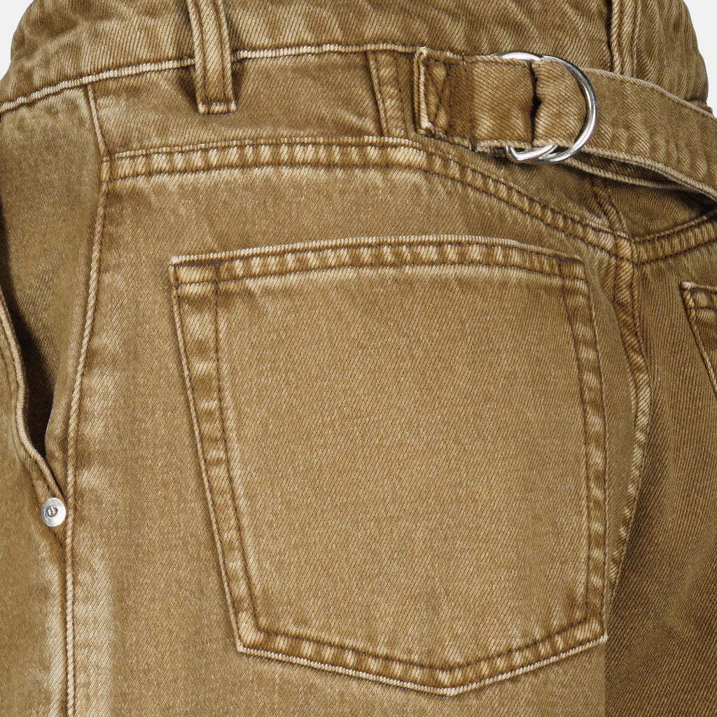 Ami PARISの女性用ロングバミューダの画像 - 2025年秋冬シーズン - 詳細ビュー 2