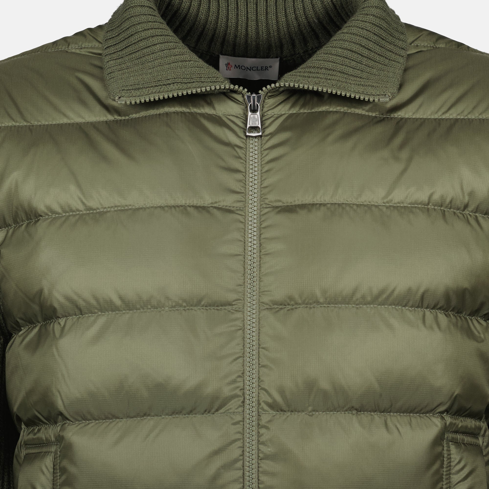 Image de l'article Cardigan bi-matière de la marque Moncler pour Homme - Saison Automne-Hiver 2025 - Vue détaillée_3