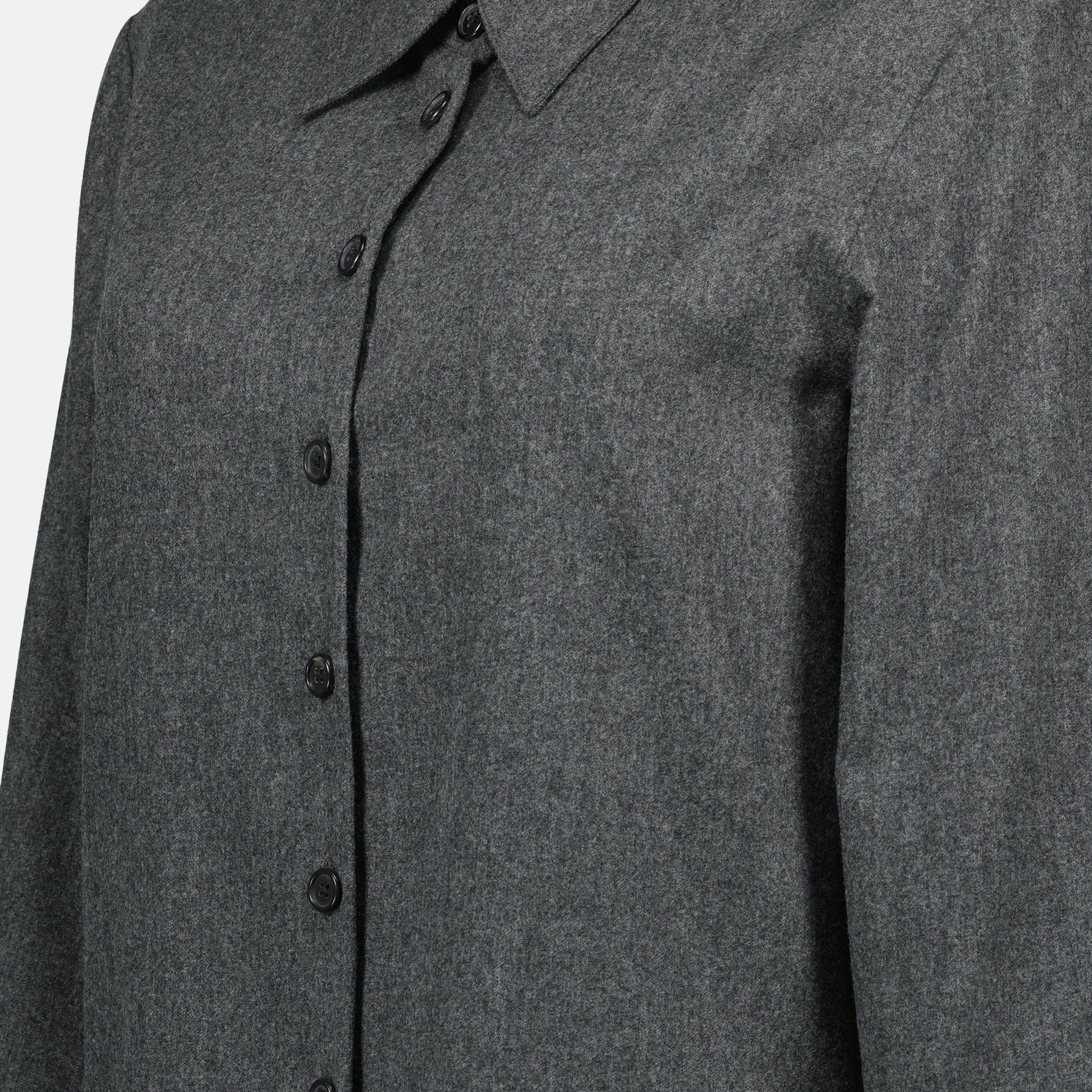 Image de l'article Chemise Auryn de la marque Khaite pour Femme - Saison Automne-Hiver 2025 - Vue détaillée_1