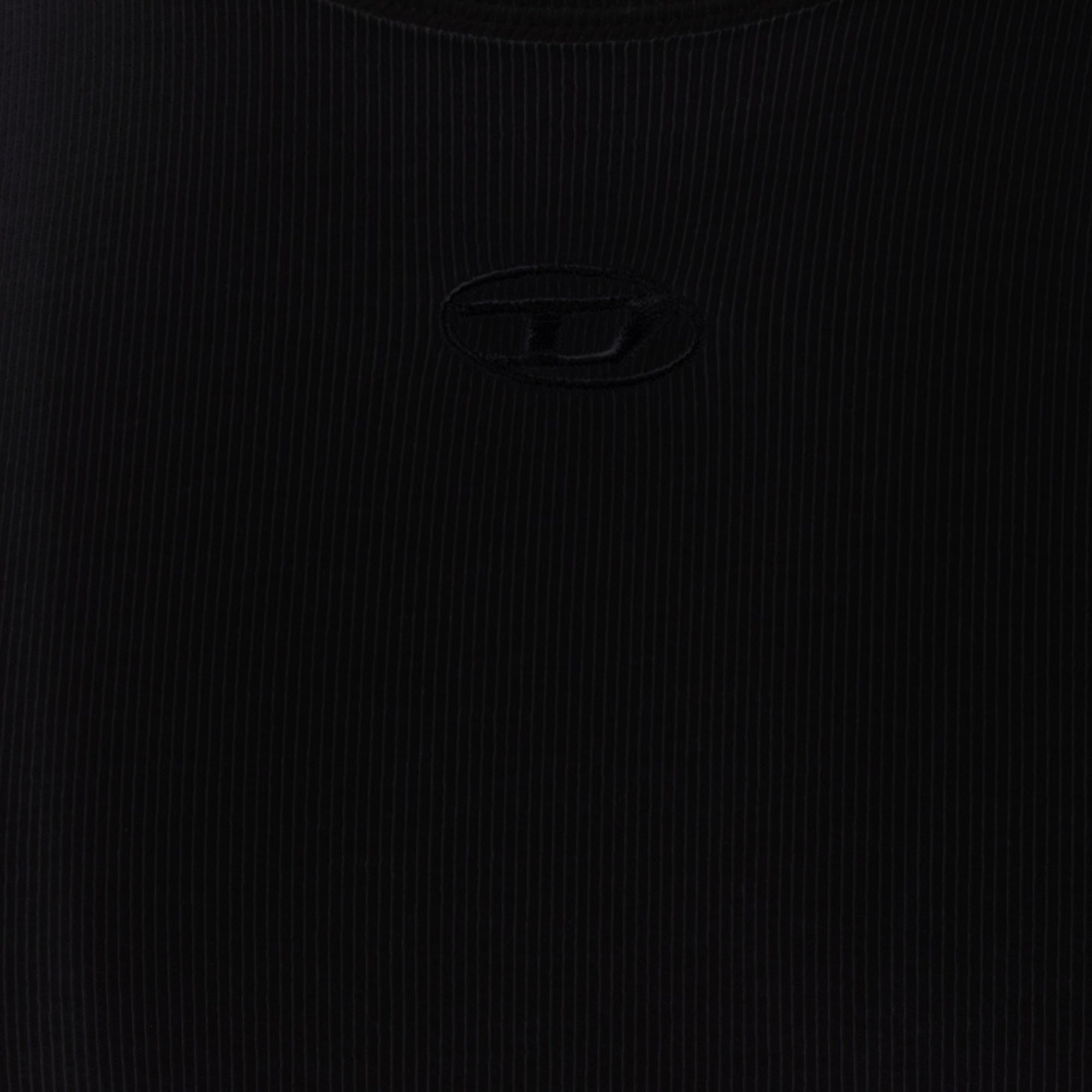 Immagine del canottiera nera a costine del marchio Diesel per uomo - Collezione Autunno-Inverno 2025 - Vista Dettagliata 2