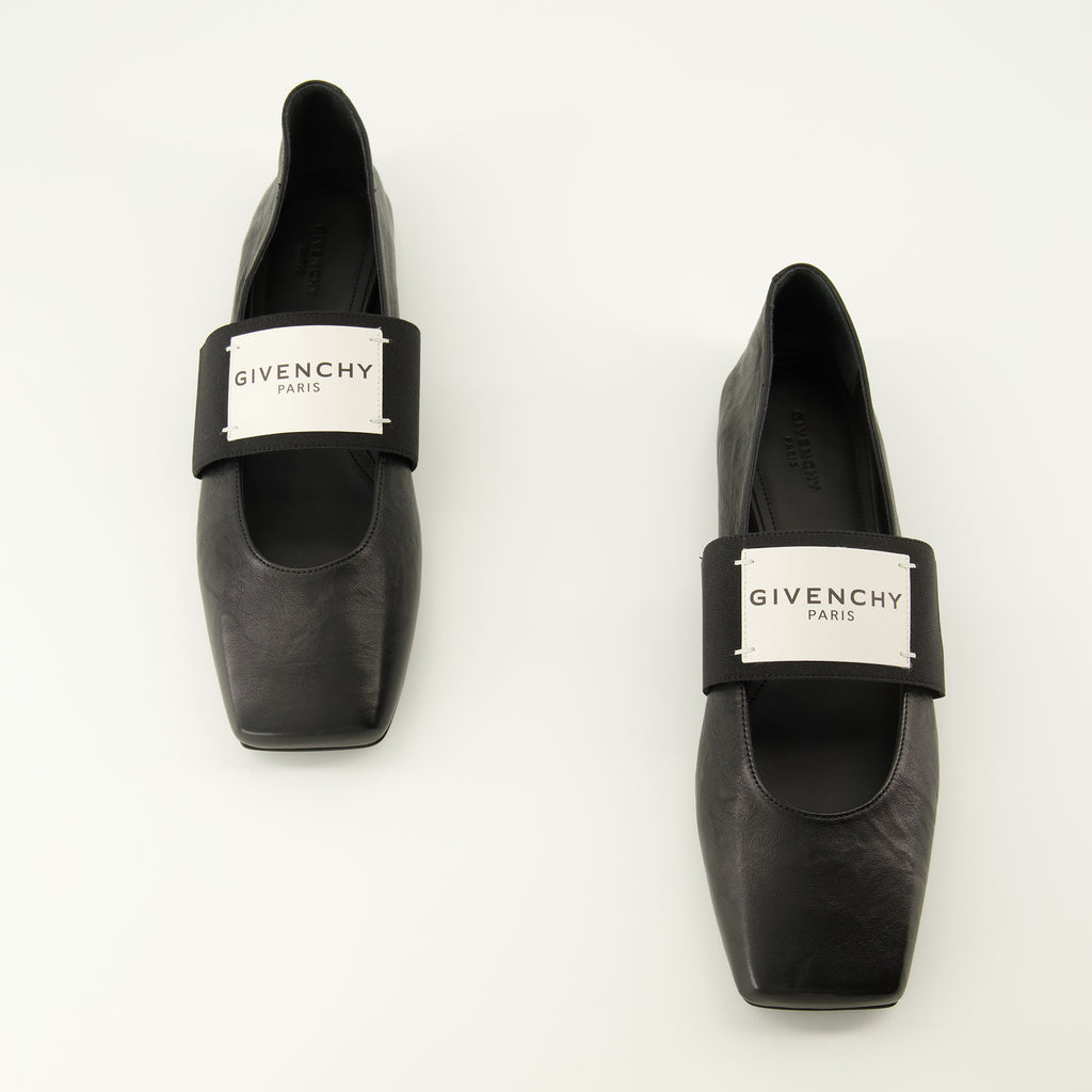 Image de l'article Ballerines Sliced Square noir de la marque Givenchy pour Femme - Saison Printemps-Été 2026 - Vue de dessus paire de chaussure