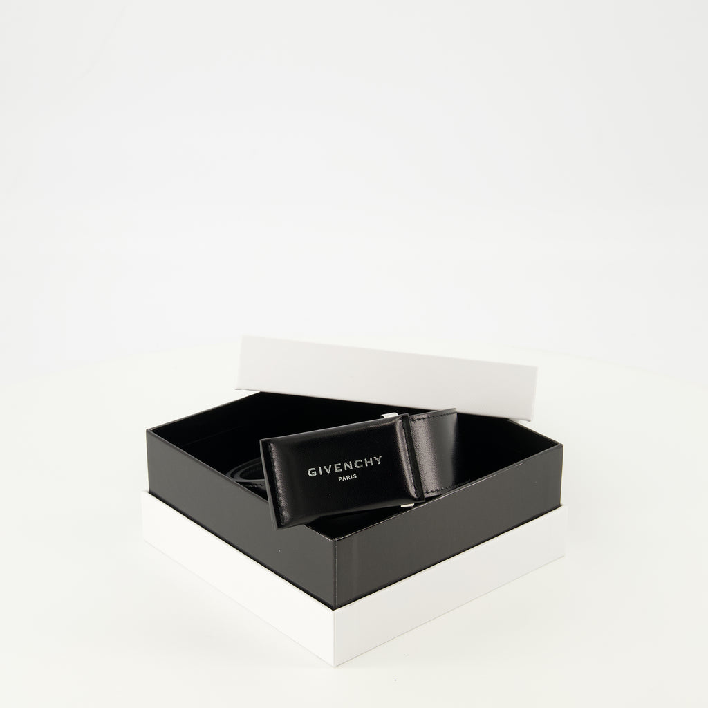 Image de l'article Ceinture en cuir noir de la marque Givenchy pour Homme - Saison Printemps-Été 2026 - Vue détaillée_3