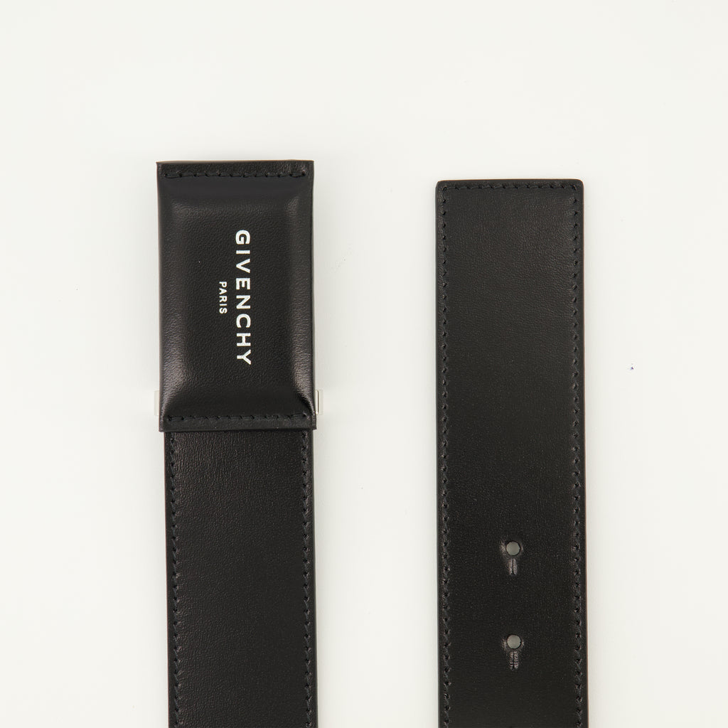 Image de l'article Ceinture en cuir noir de la marque Givenchy pour Homme - Saison Printemps-Été 2026 - Vue détaillée_2