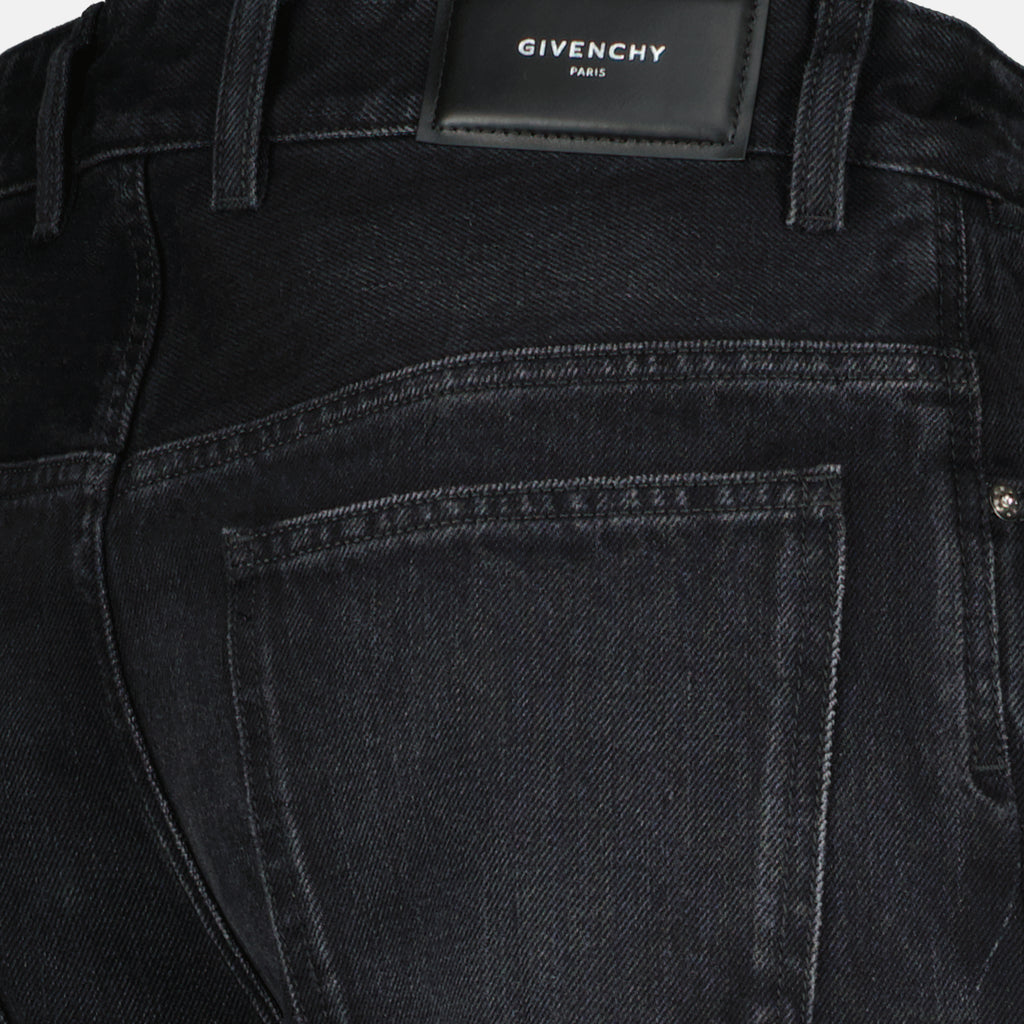 Image of the Givenchy Men's Black Denim Jean Seam - Spring-Summer 2026 - Detailed View_1