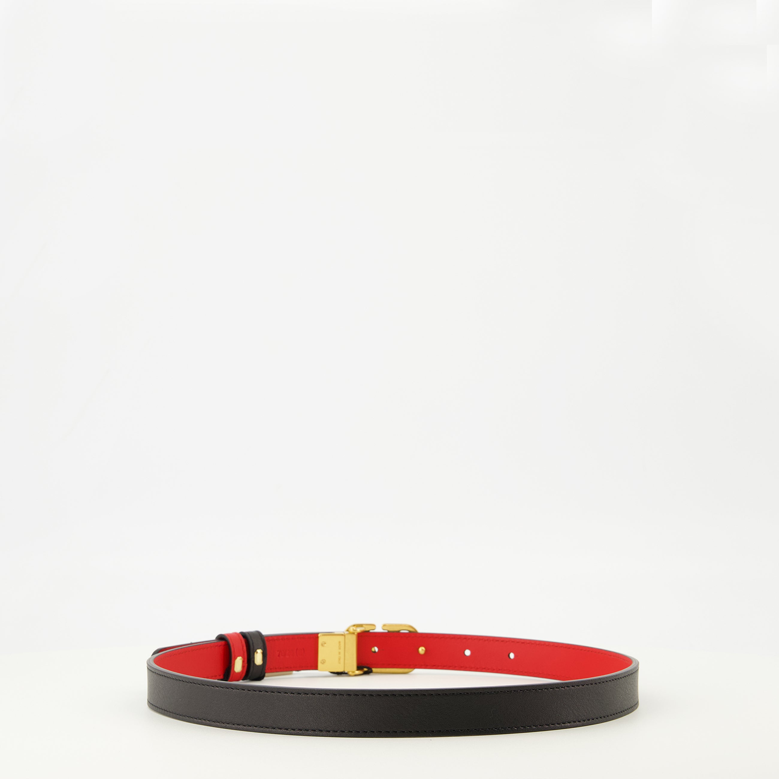 Image de l'article Ceinture réversible noir et rouge 20 mm de la marque Valentino Garavani pour Femme - Saison Printemps-Été 2026 - Vue détaillée_2