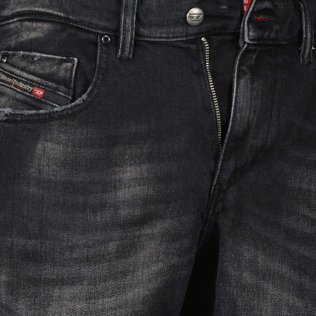 Image de l'article Jean D-Strukt L32 noir de la marque Diesel pour Homme - Saison Printemps-Été 2026 - Vue détaillée_2