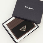 Image of the Prada Men's Speedrock Black Cardholder - Spring-Summer 2026 - Detailed View_3