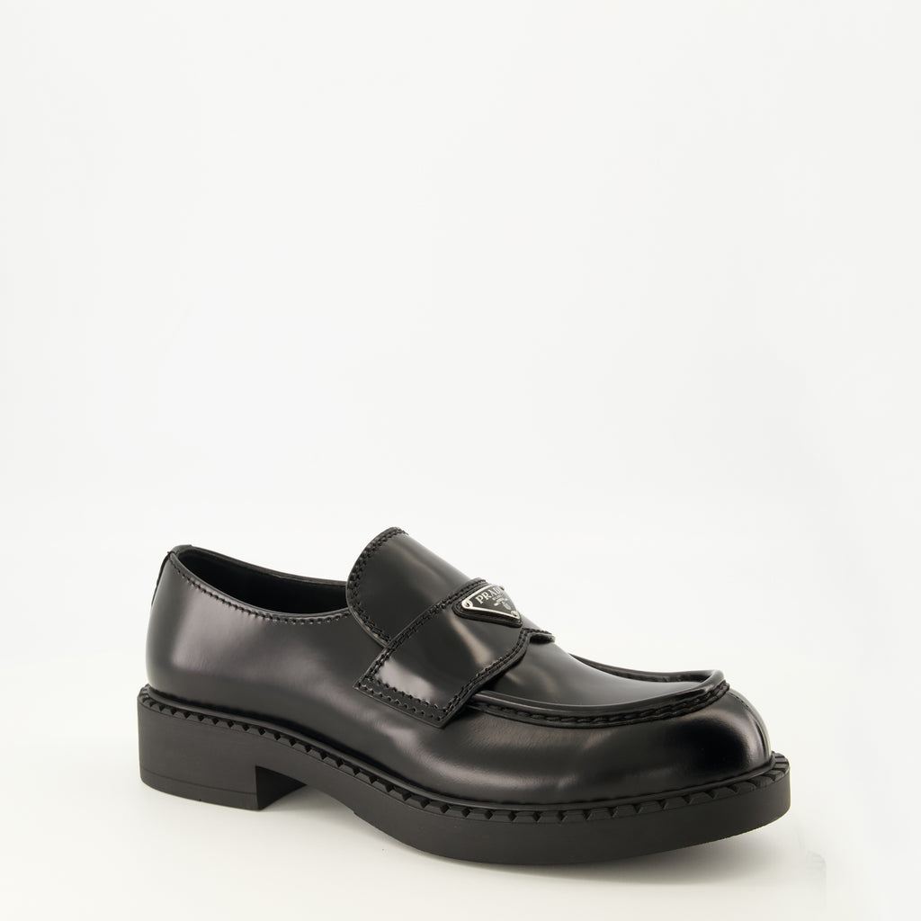 Mocassins Moccassins Chocolate noir en cuir brossé Prada Noir Homme