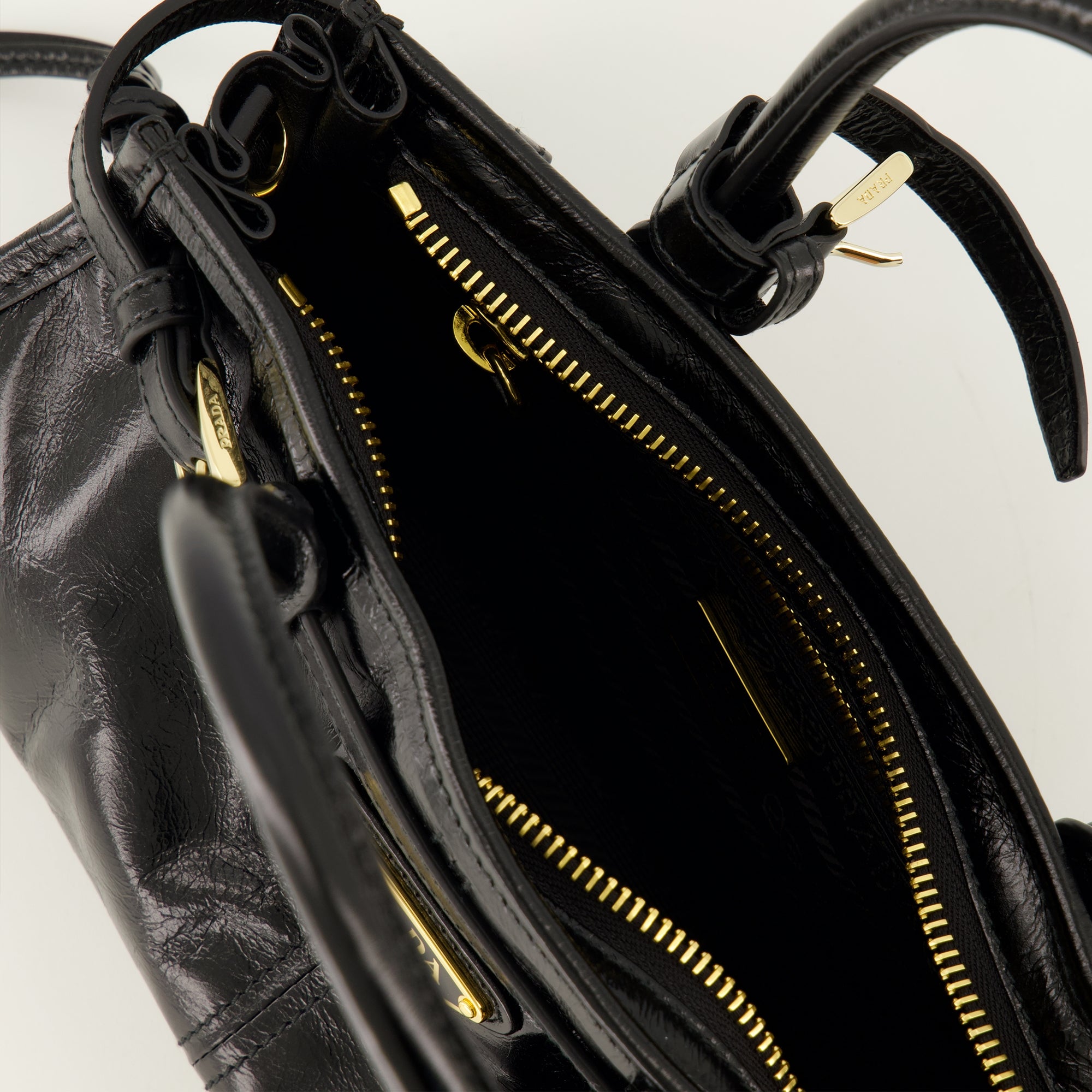Sacs à main et épaule Mini Bonnie Leather Bag in Black Prada Noir Femme