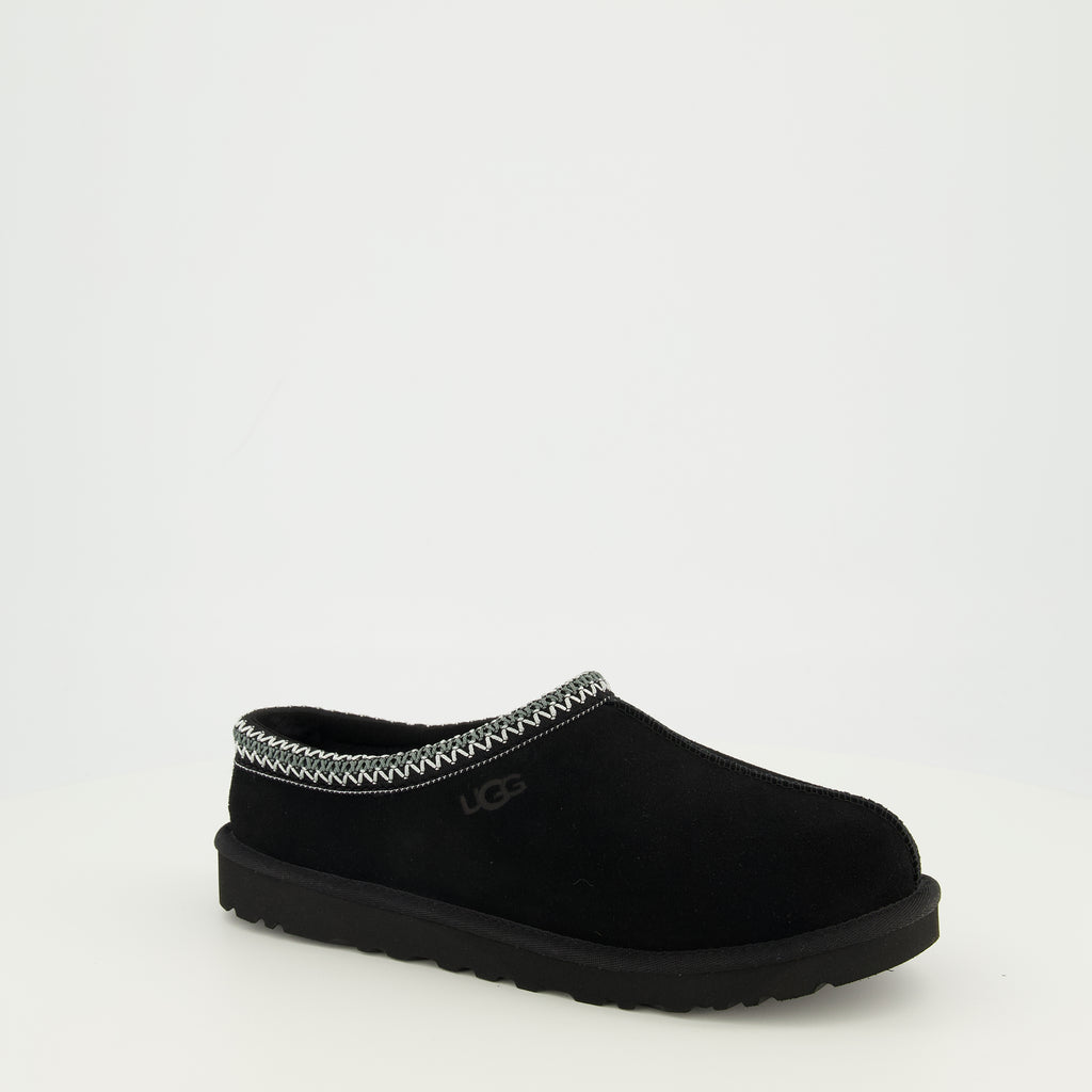 Image of the Ugg Men's Tasman II black mules - Spring-Summer 2026 season - Three-quarter front right view