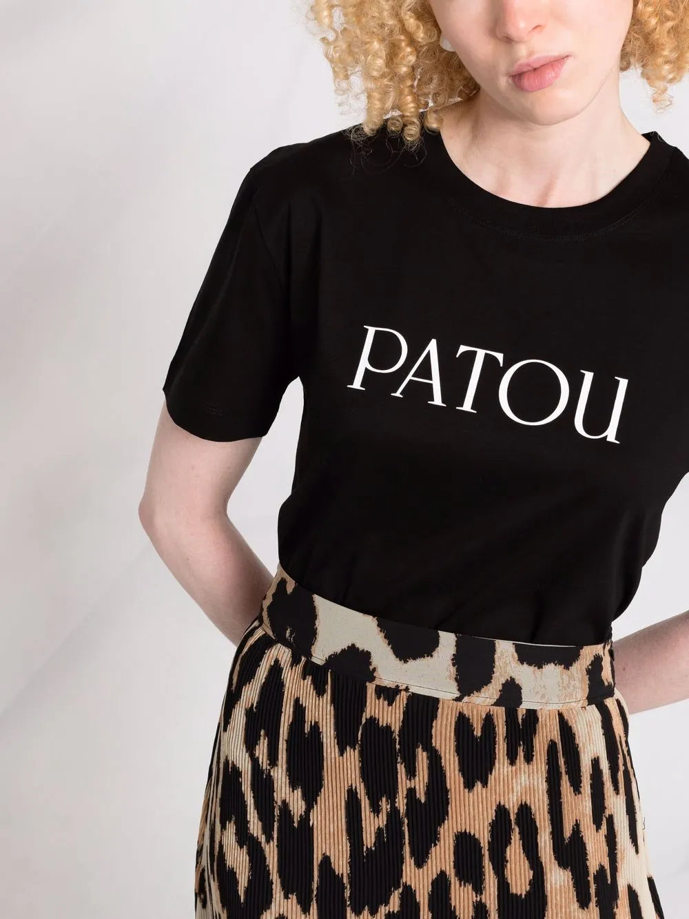 Immagine dell'articolo T-shirt Patou del marchio Patou per donna - Stagione Autunno-Inverno 2025 - Vista Dettagliata_5