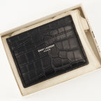 Imagen del porta tarjetas Saint Laurent Paris de la marca Saint Laurent para Hombre - Temporada Otoño-Invierno 2025 - Vista Detallada_2