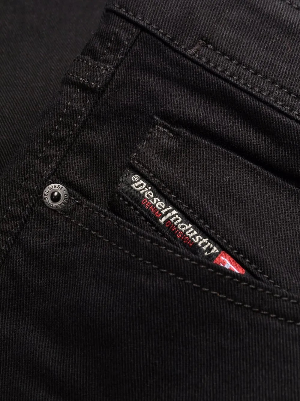 Image de l'article Jean Sleenker 1979 L.30 de la marque Diesel pour Homme - Saison Automne-Hiver 2025 - Vue détaillée_7