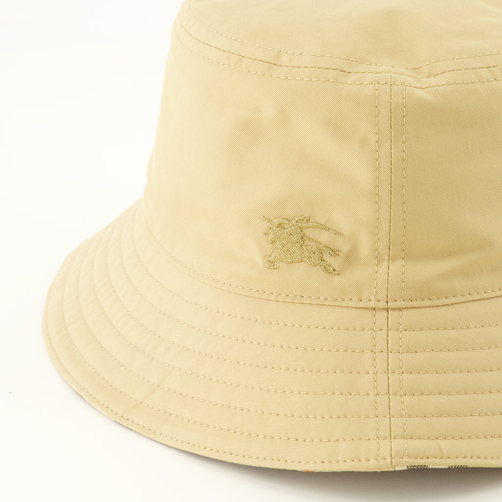 Chapeaux, casquettes et bonnets Sombrero de Cubo Reversible de Gabardina de Algodón Burberry Beige Unisexe