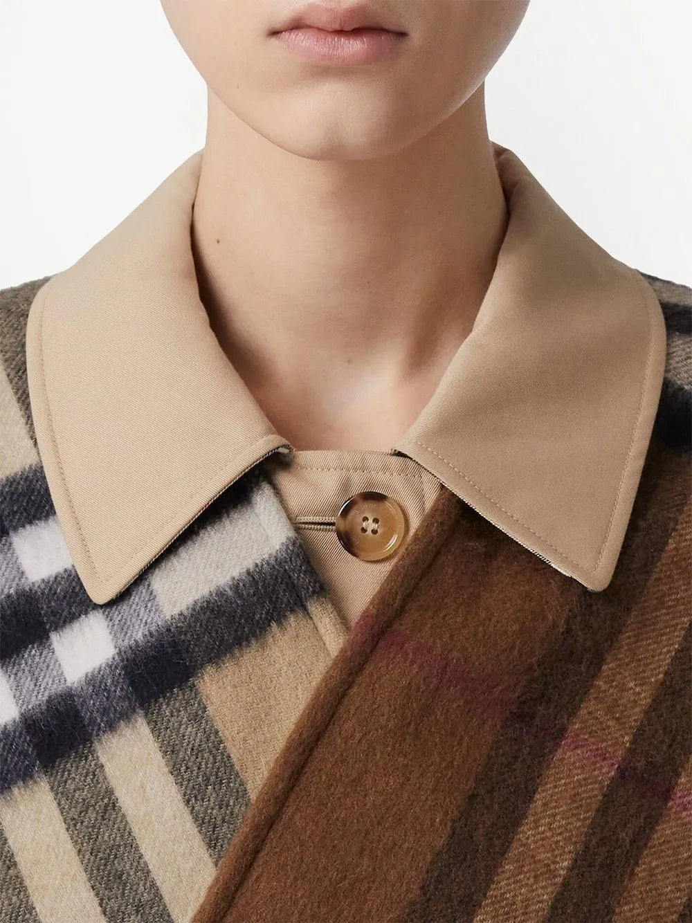 Vestes Poncho à carreaux Burberry Beige Femme