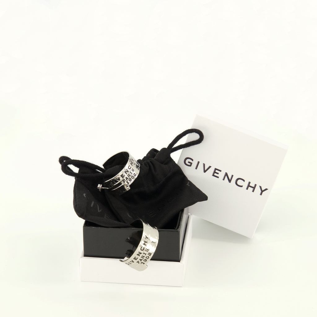 Image de l'article Boucles d'oreilles Givenchy Tape de la marque Givenchy pour Femme - Saison Automne-Hiver 2025 - Vue détaillée_3