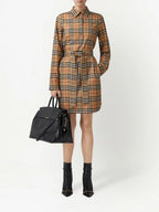 Vestidos Robe à carreaux Burberry Beige Femme