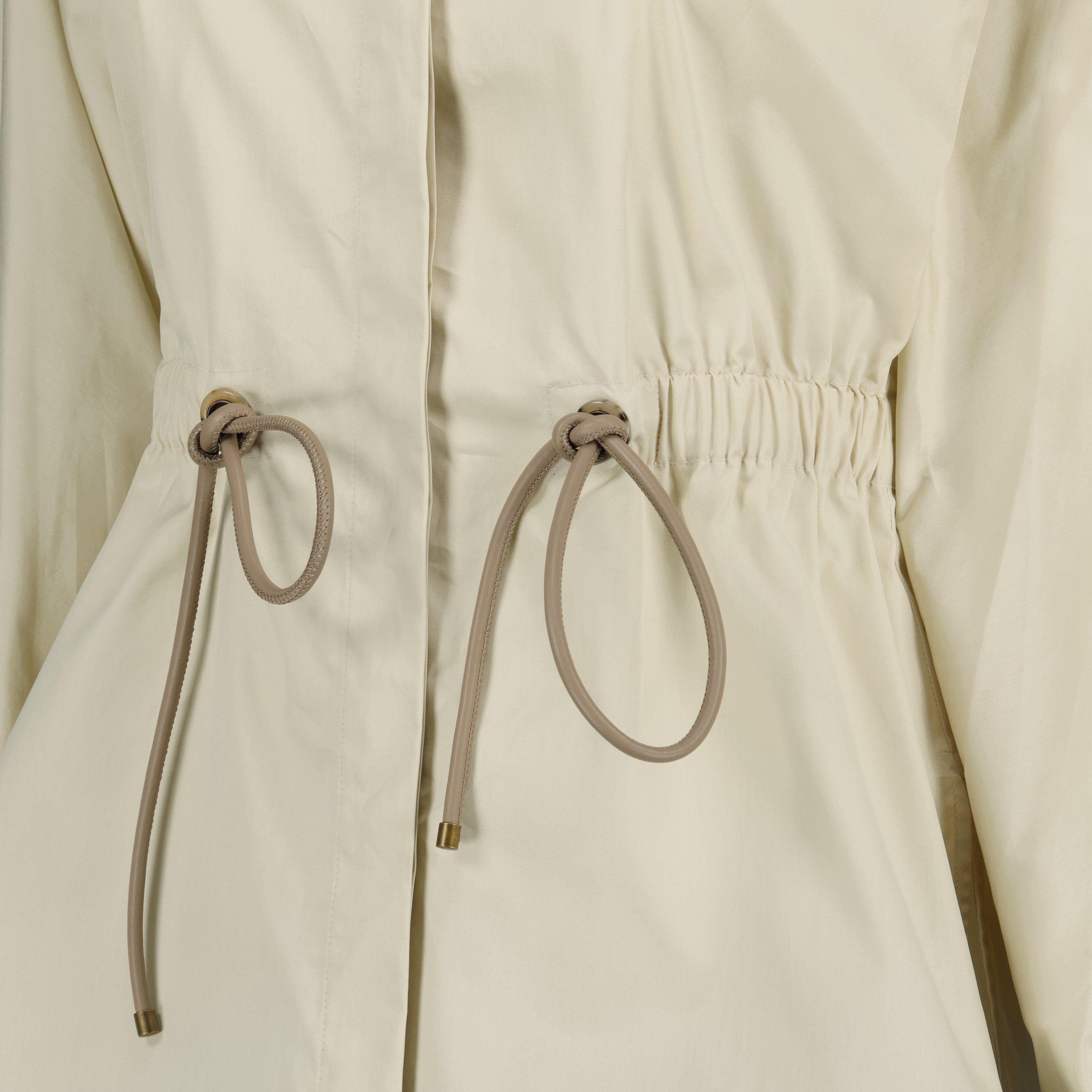 Immagine dell'articolo Camicia beige in popeline di Max Mara per Donna - Stagione Primavera-Estate 2026 - Vista Dettagliata_1