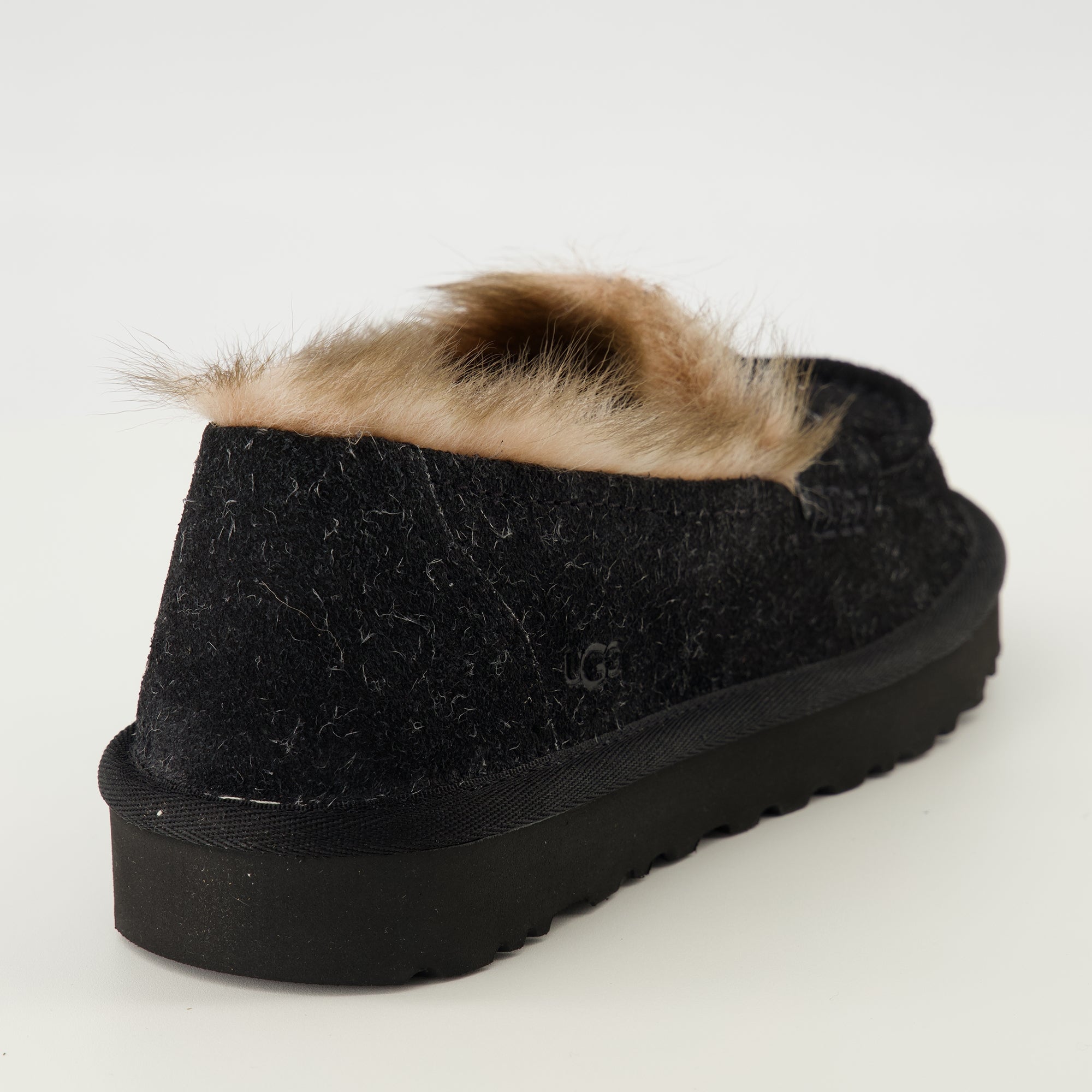 Image de l'article Moccassins Ellis noir de la marque Ugg pour Femme - Saison Printemps-Été 2026 - Vue arrière