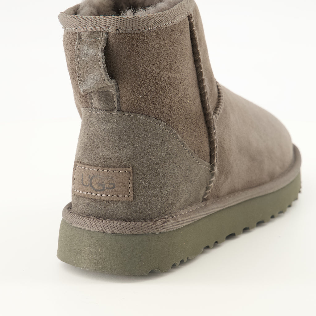 Bottines Botas Classic Mini II Grises Ugg Gris Femme