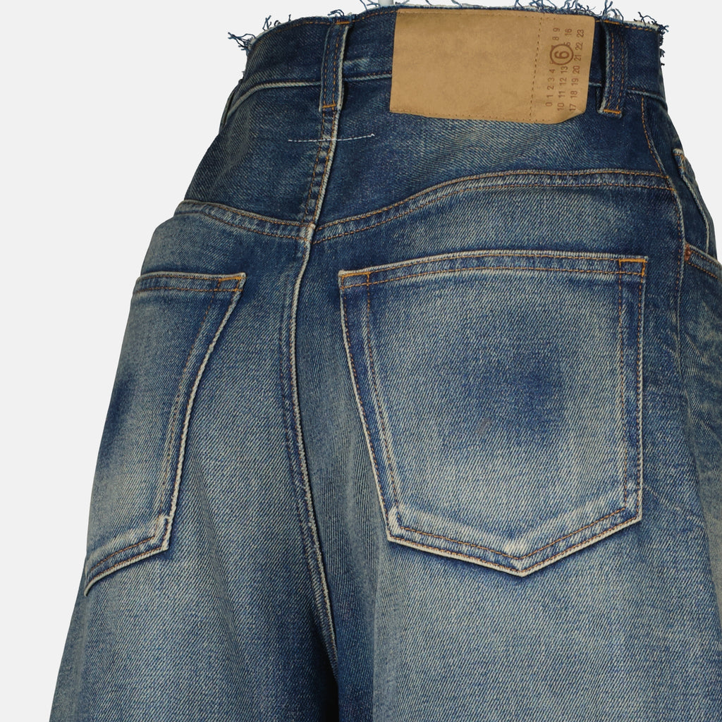 Image de l'article Jean large de la marque Mm6 pour Femme - Saison Automne-Hiver 2025 - Vue détaillée_3