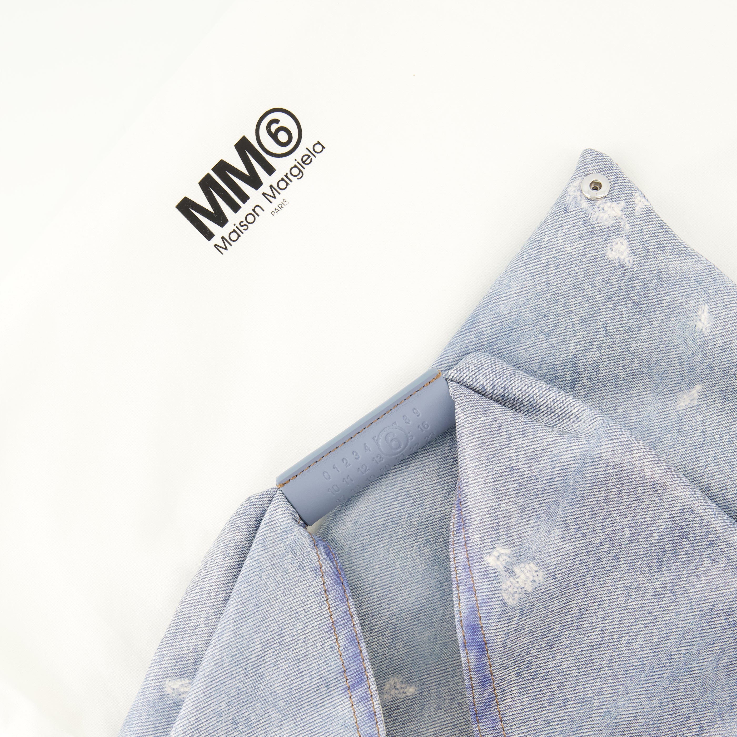 Sacs à main et épaule Bolso con Efecto Denim Japonés Mm6 Bleu Femme